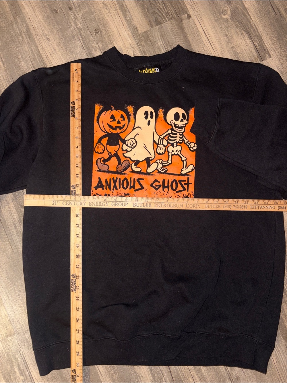 Anxious Ghost apparel- XXL - Halloween - Picture 2 of 5